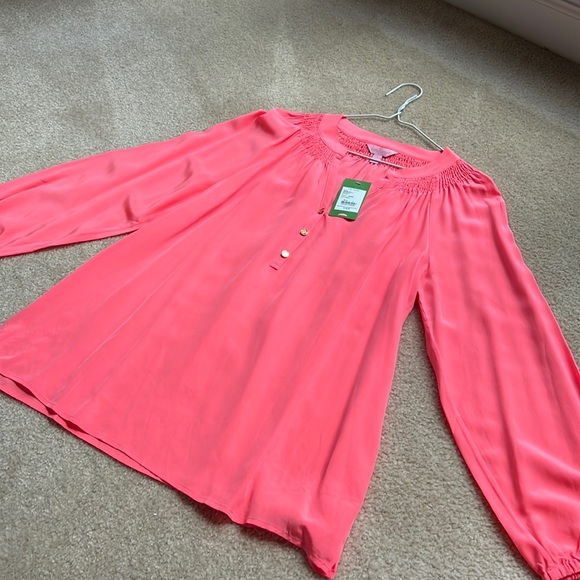 Lilly Pulitzer Tops - NWT hot coral Lilly Pulitzer Elsa top size large